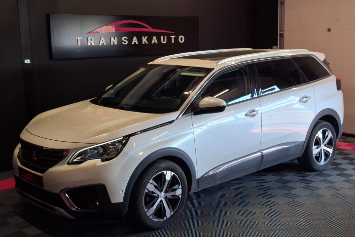 PEUGEOT 5008 BUSINESS