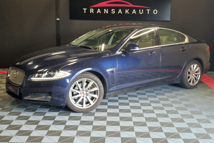 JAGUAR XF