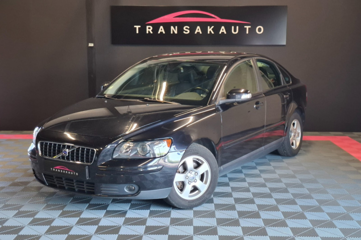 VOLVO S40