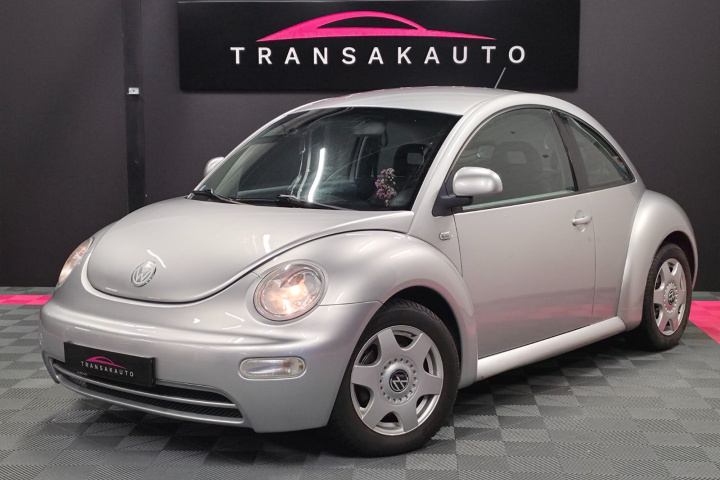 VOLKSWAGEN New Beetle